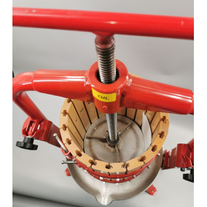 Italy Made 10L Wooden Bucket Fruit Press with T Handle