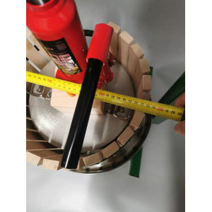 14L Wooden Frame Wine Press With Hydraulic Jack (To be assembled)