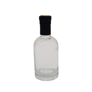 200Ml Flint OSLO Glass Spirits Bottle with Cork and shrinkage film