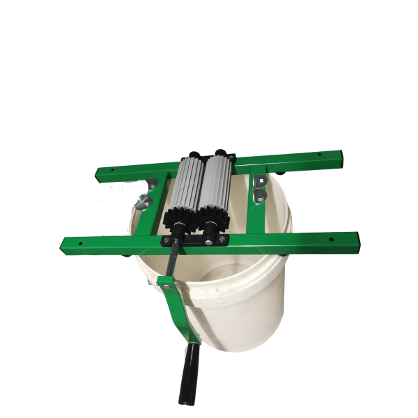 7L Stainless Steel Hopper Grape Crusher